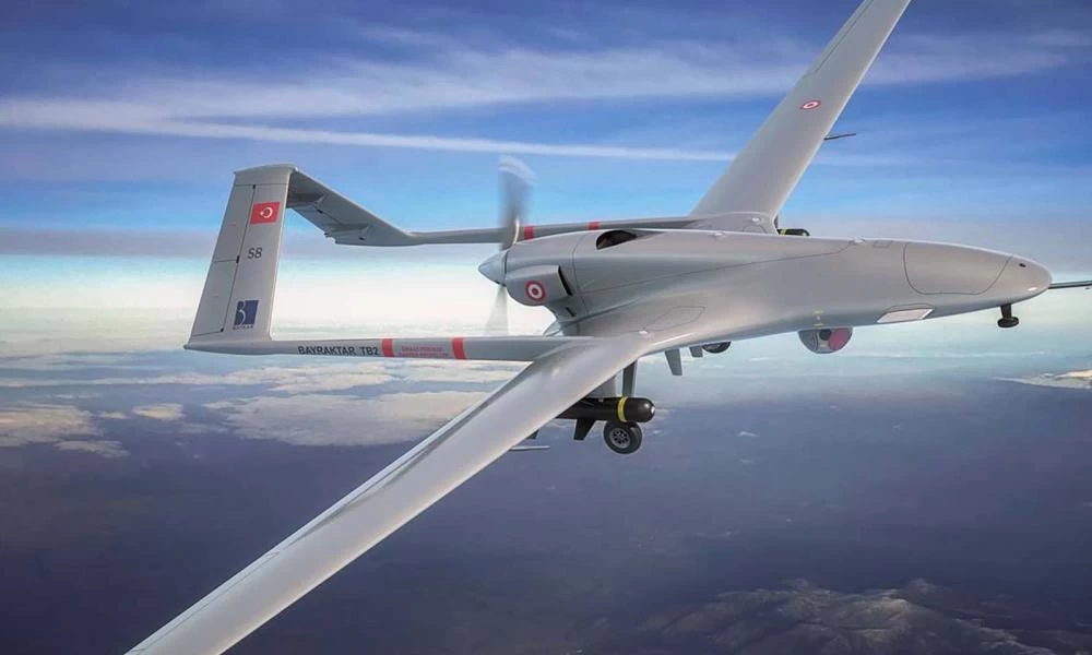 Αυξάνει τις εξαγωγές των drones της η Τουρκία: Νέος πελάτης για τα Bayraktar